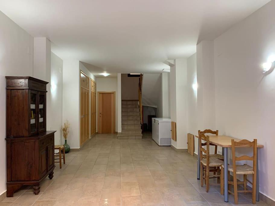 Apartamento Camarena De La Sierra Bagian luar foto